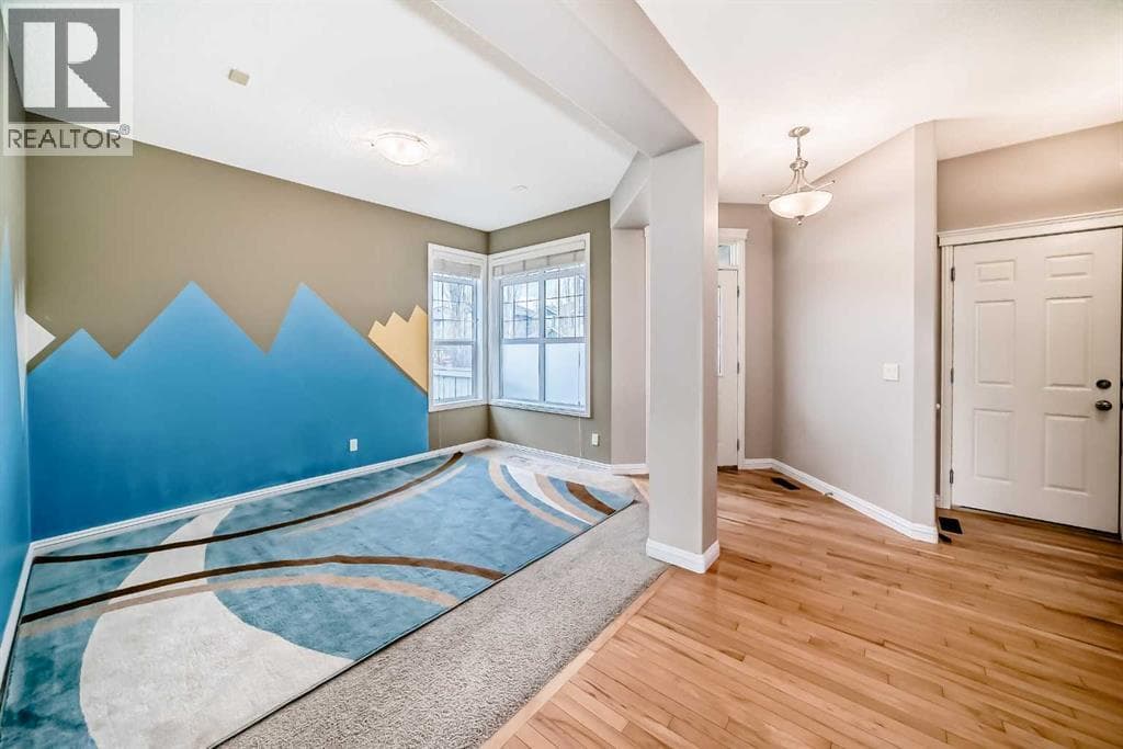 51 Royal Oak View NW — photo 4