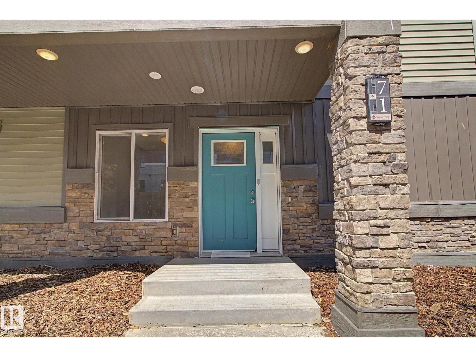 #71 1530 TAMARACK BV NW
