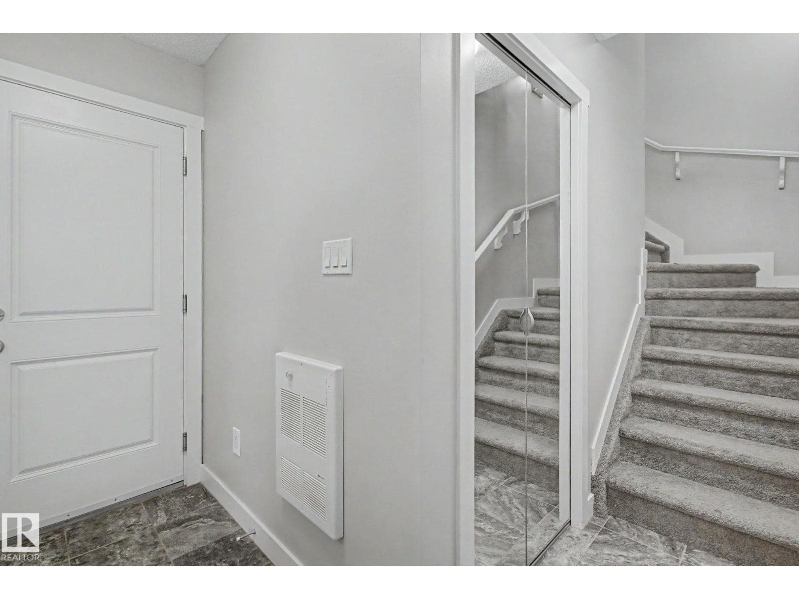 #71 1530 TAMARACK BV NW — photo 5