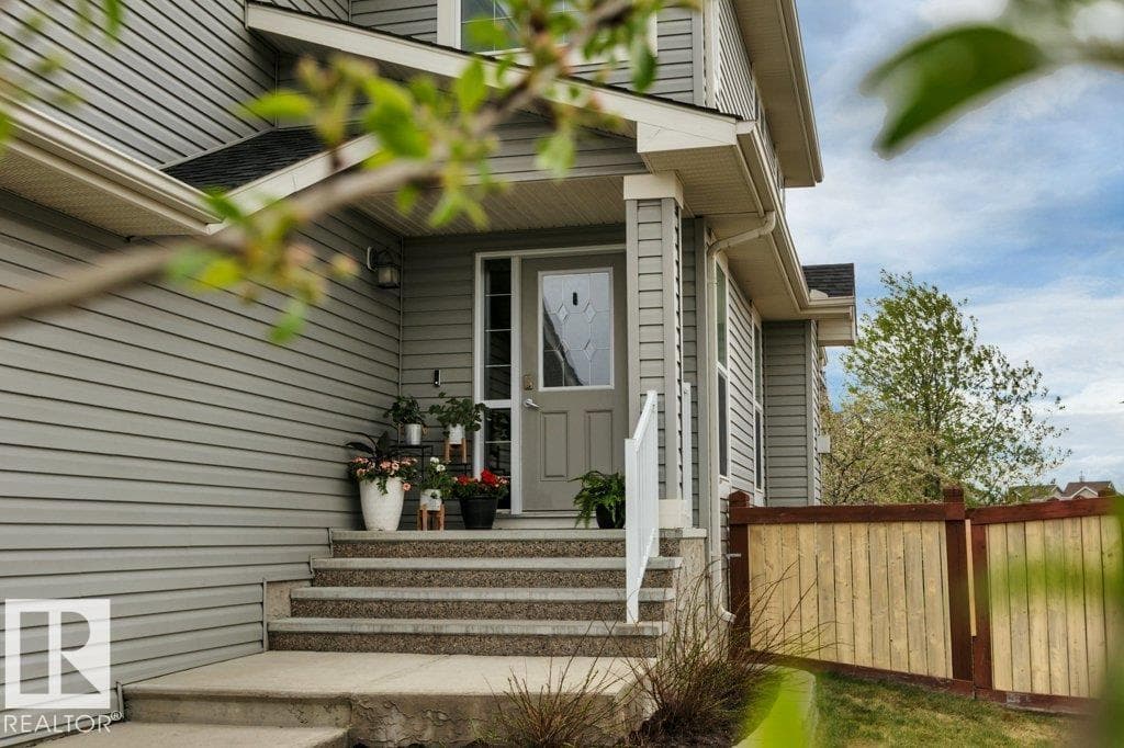 264 SOUTHWICK ST — photo 4