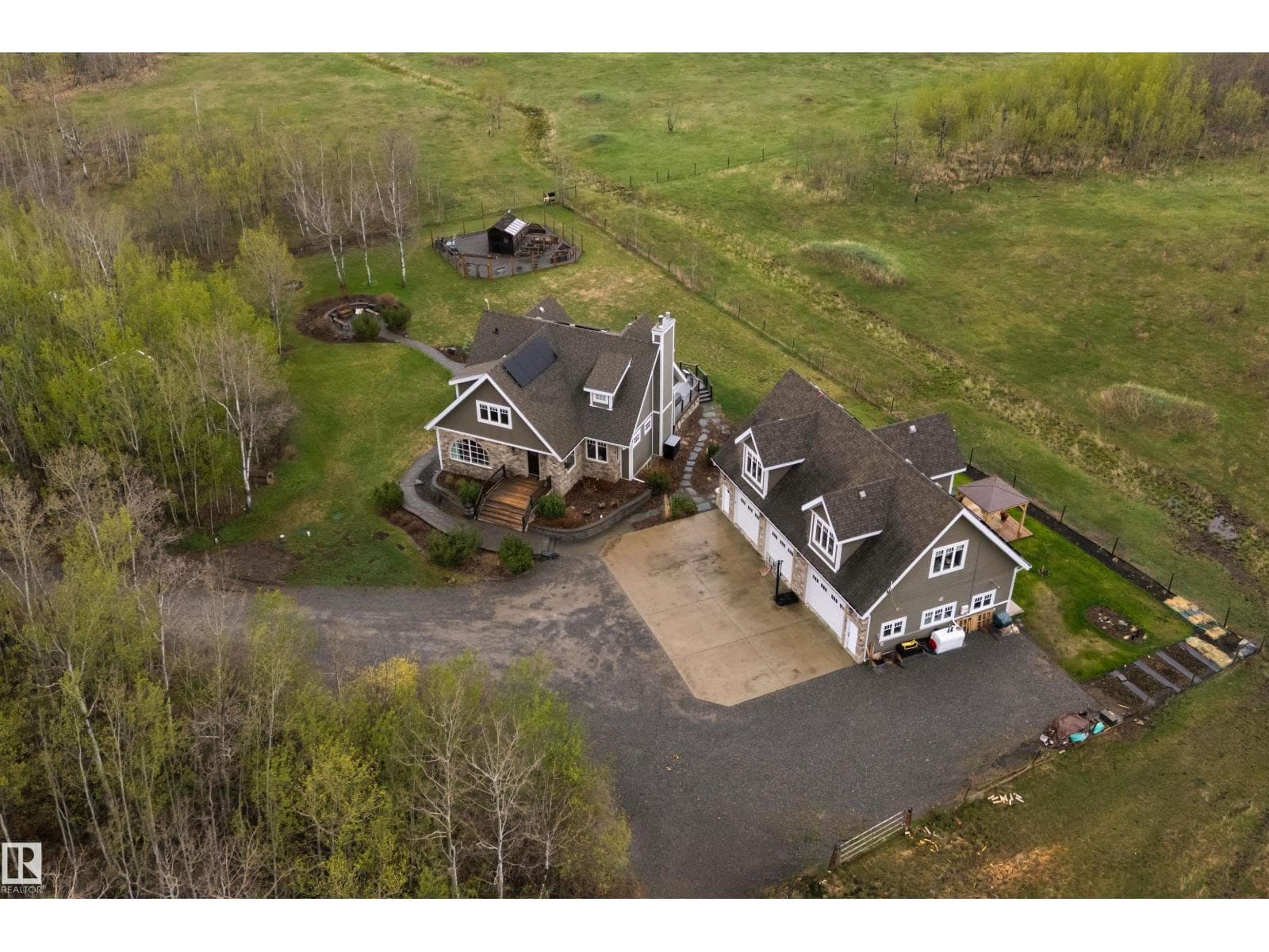 27317 TWP ROAD 554 — photo 3