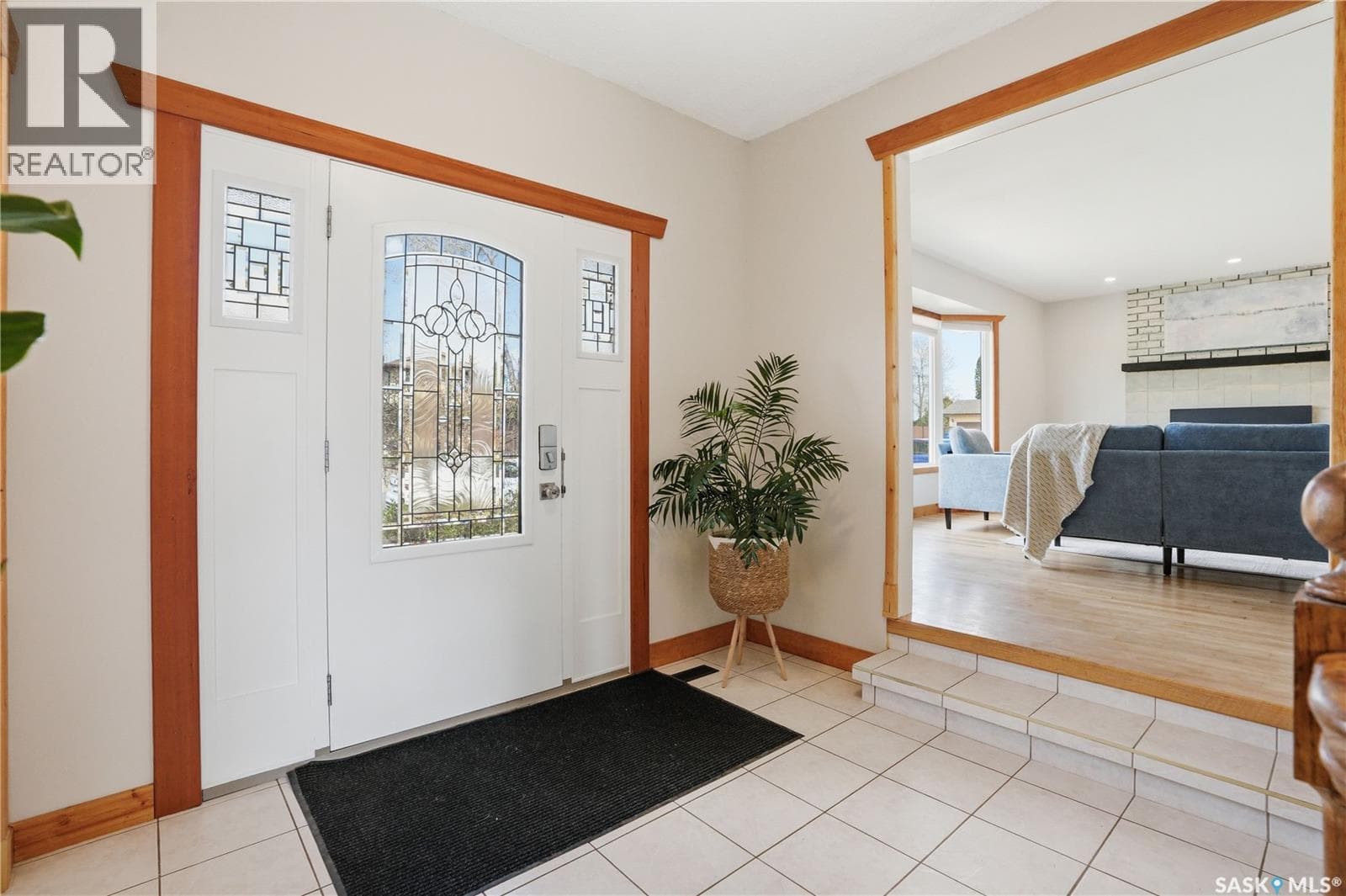 206 La Loche TERRACE — photo 2