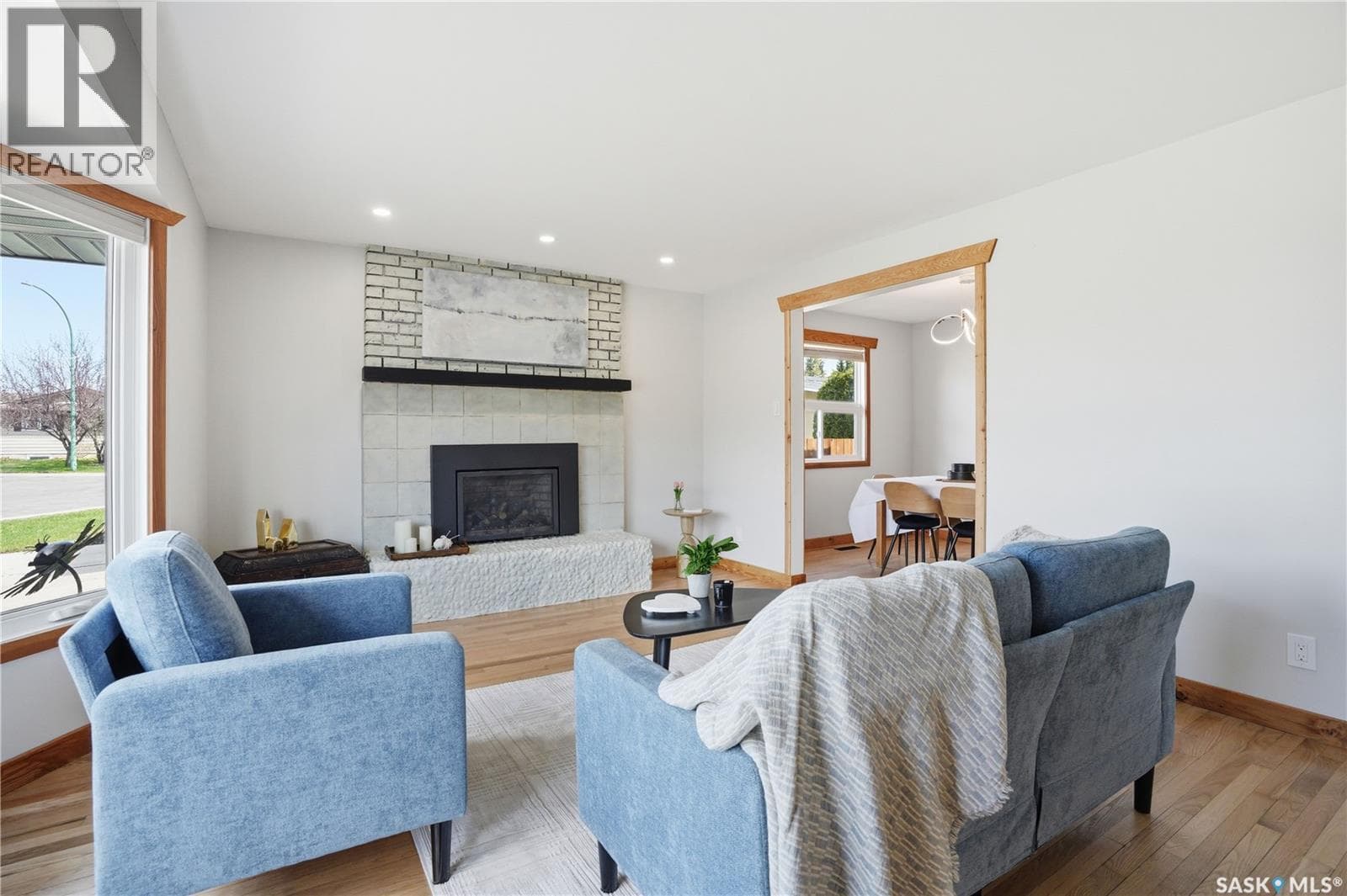 206 La Loche TERRACE — photo 3