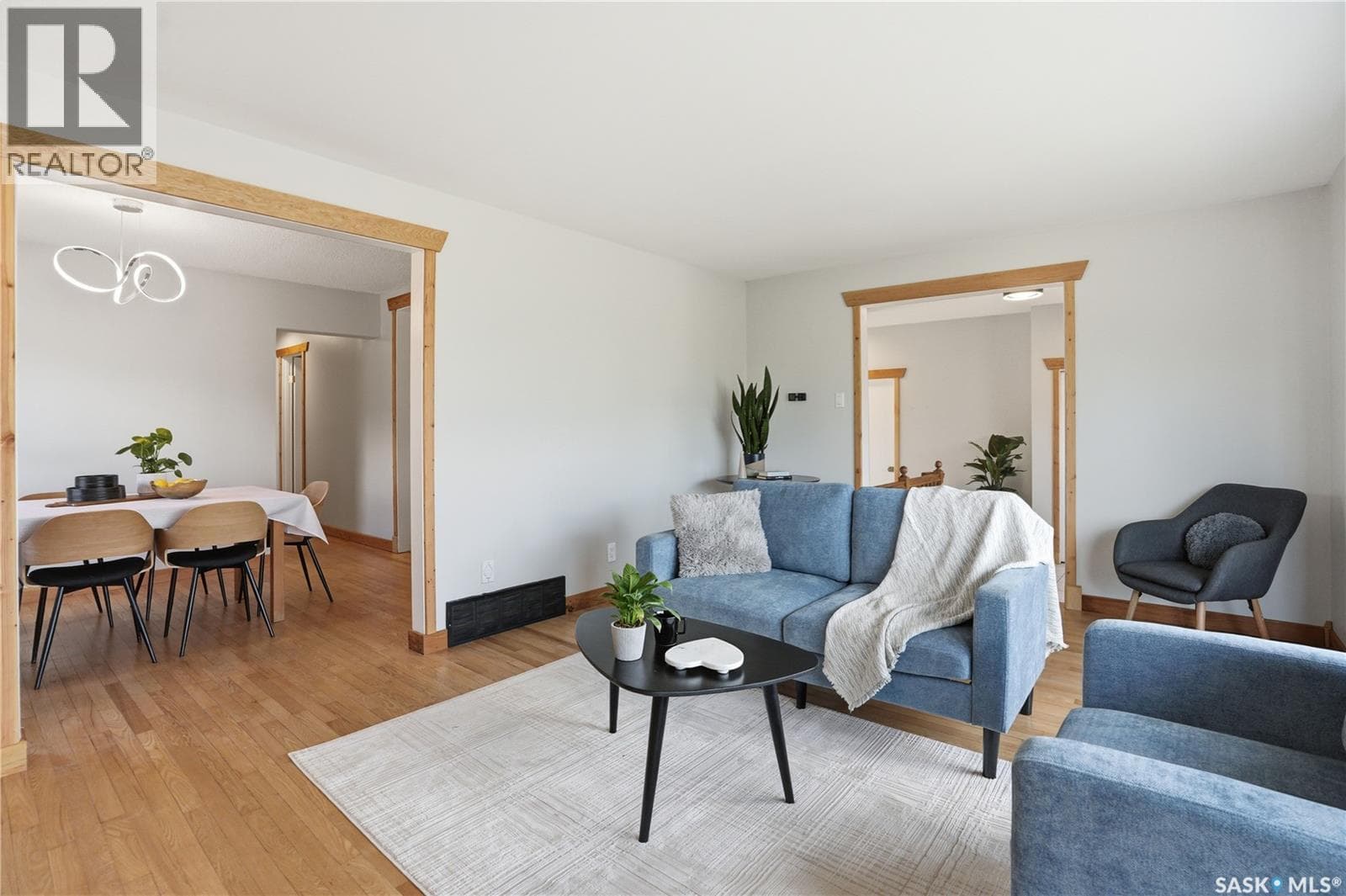 206 La Loche TERRACE — photo 5