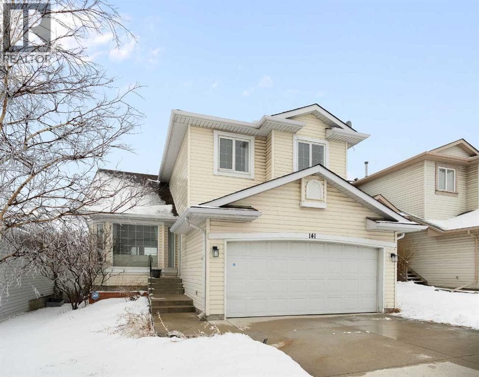 141 Arbour Stone Close NW