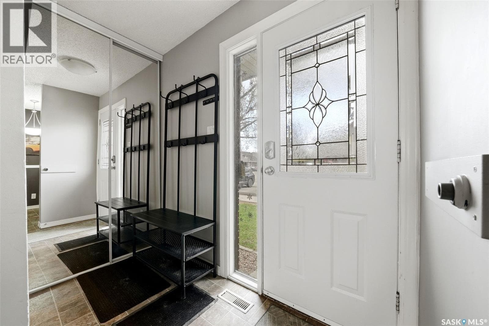 3834 Castle ROAD — photo 3