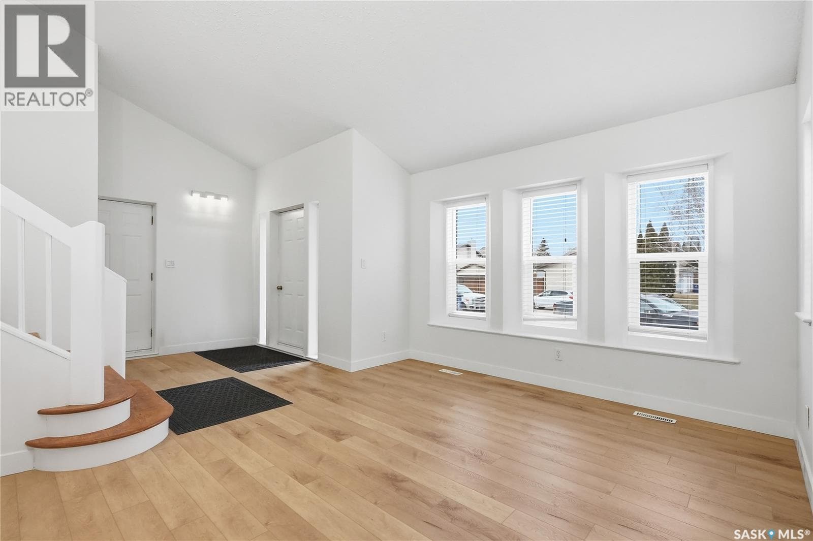 607 Addie CRESCENT — photo 3