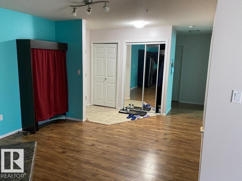 #117 42 SUMMERWOOD BV — photo 2