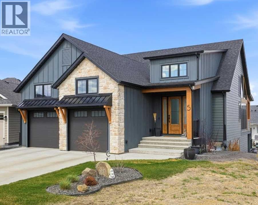 5 Sweetgrass Place