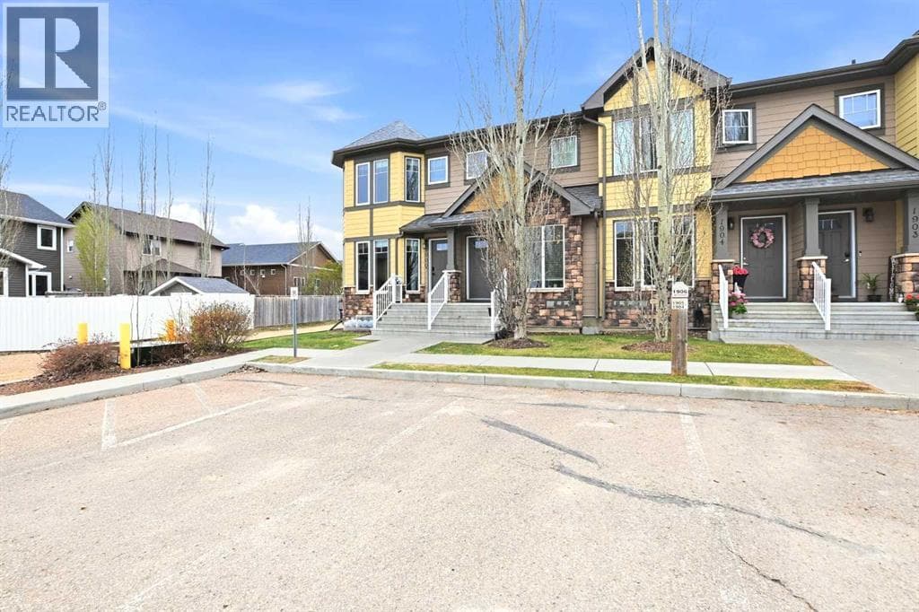 1906, 30 Carleton Avenue — photo 2
