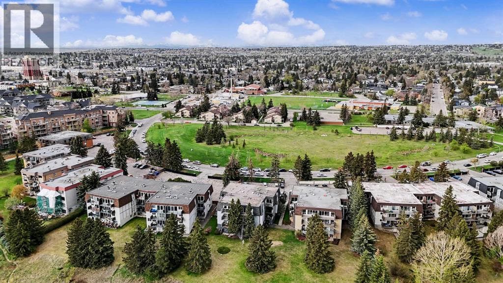 301, 508 Cedar Crescent SW — photo 5