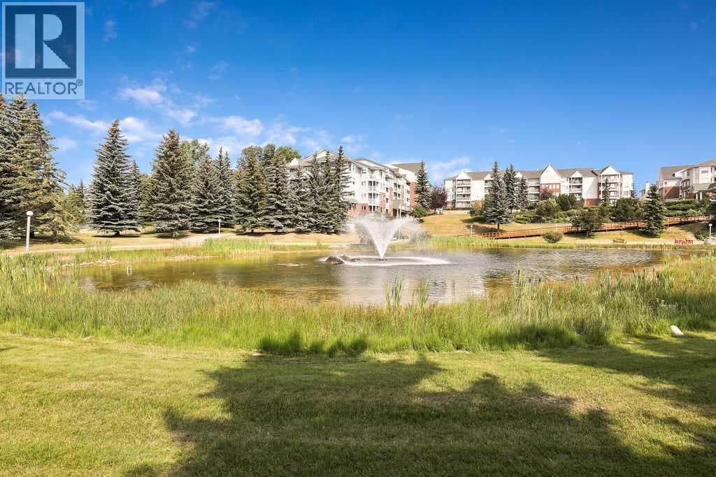 1103, 1103 Hawksbrow Point NW