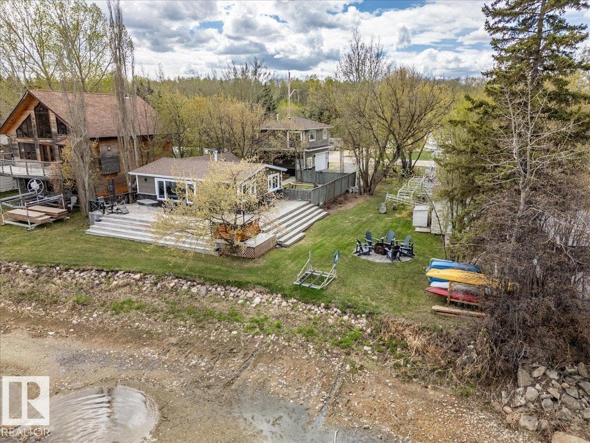 17 Lakeshore DR