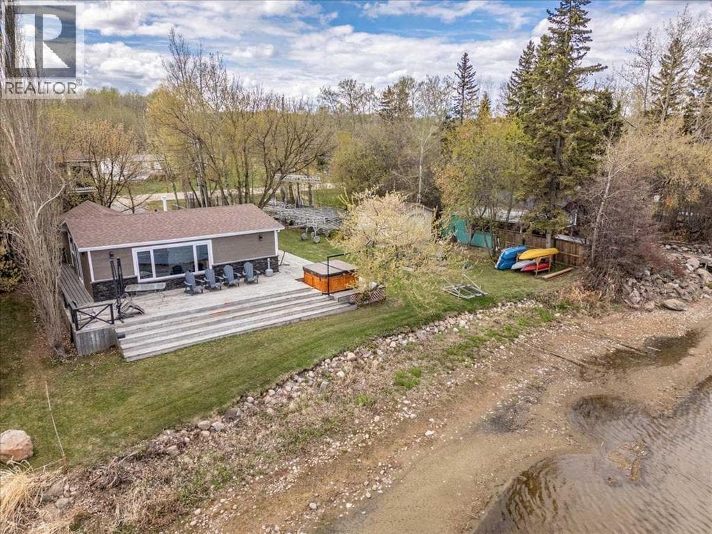 17 Lakeshore Drive — photo 2