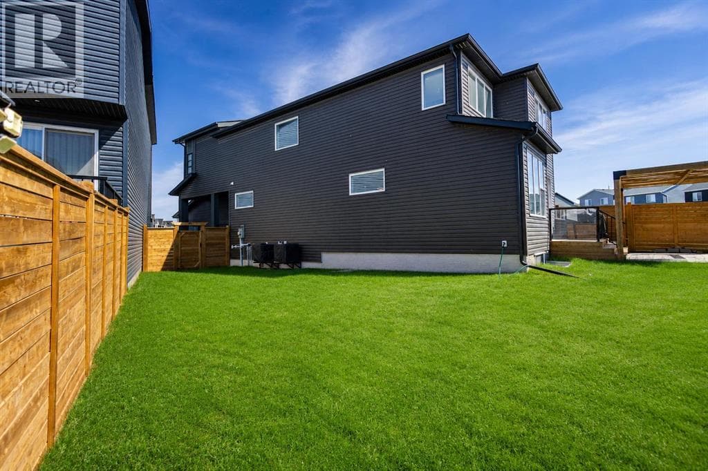 61 Rowmont Heath NW