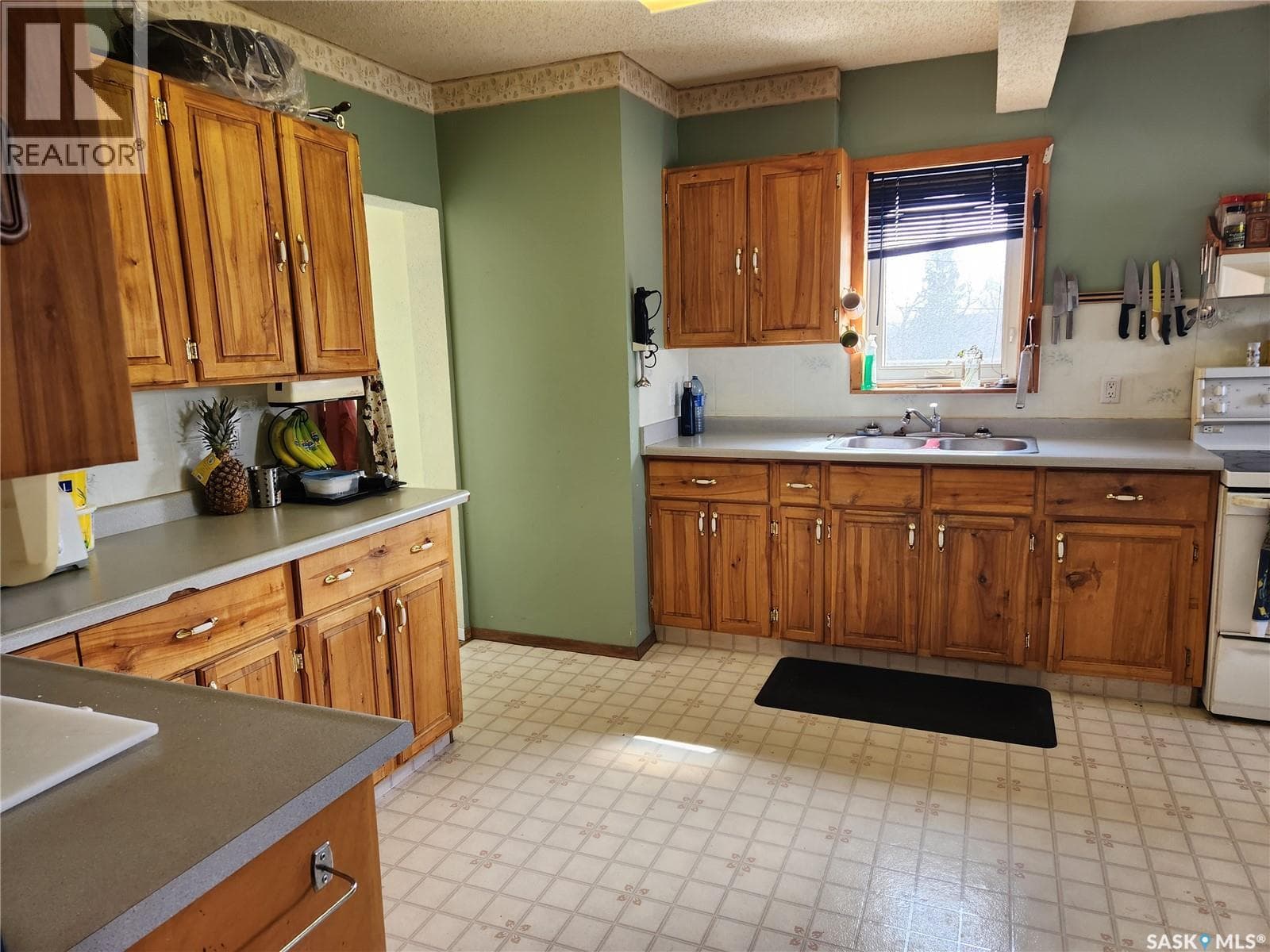 705 Main STREET — photo 2