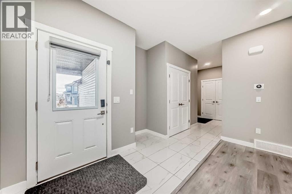 122 Legacy Glen Crescent SE — photo 5