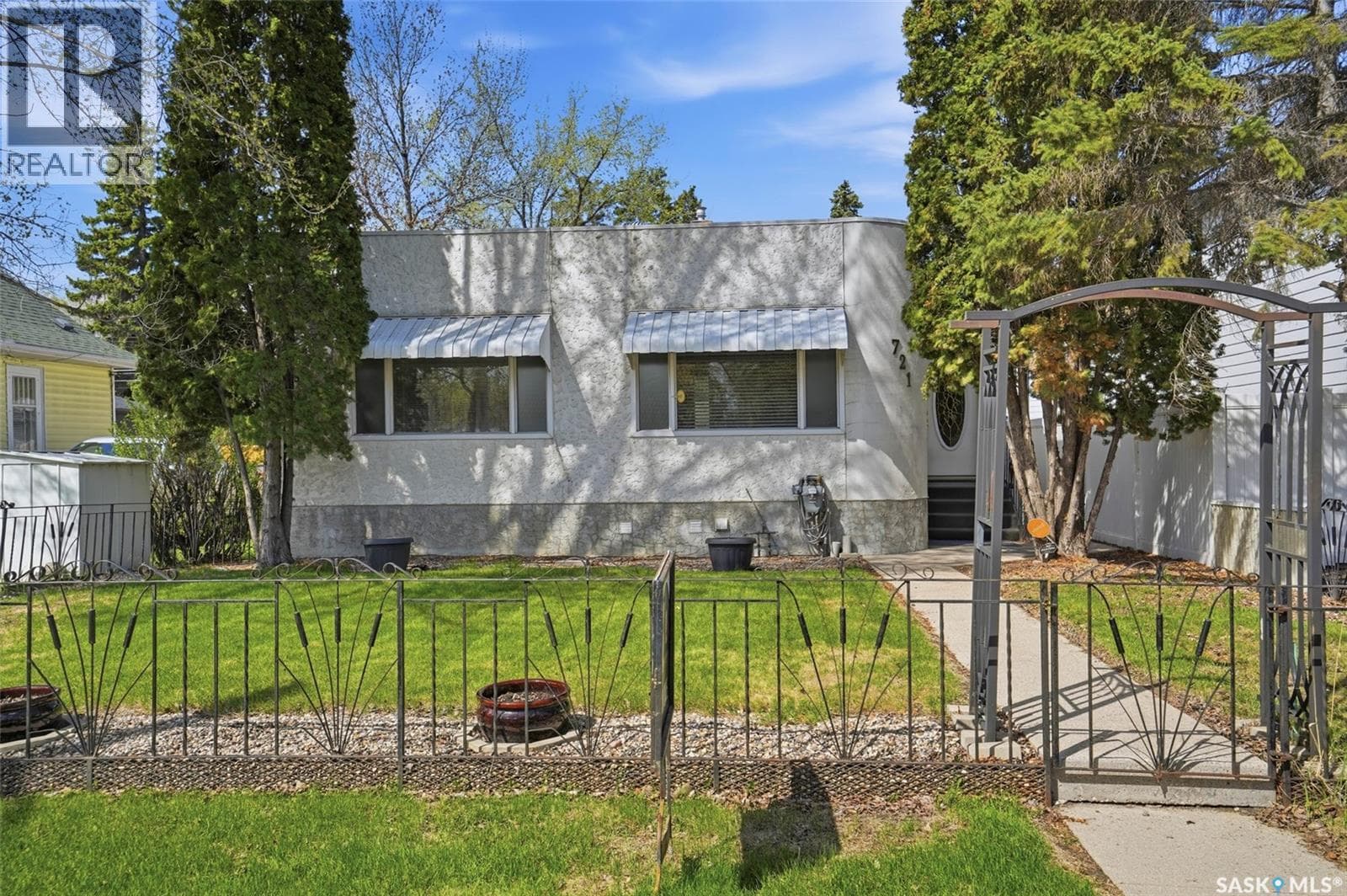 721 H AVENUE S