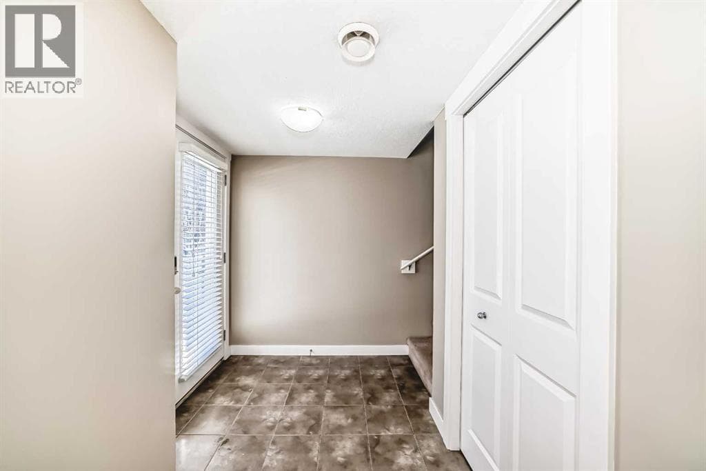 606 Skyview Point Place NE — photo 5