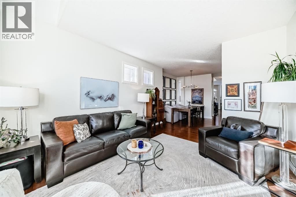 1436 41 Street SW — photo 4