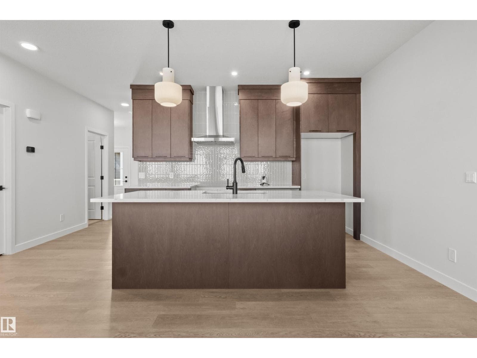 3408 126 ST SW — photo 2