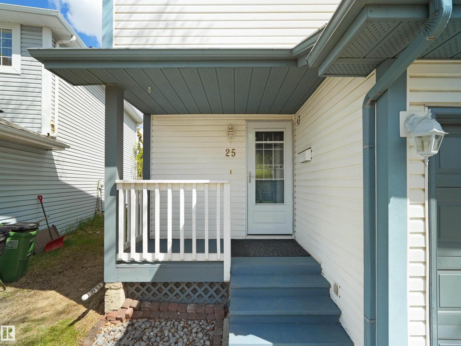 #25 501 YOUVILLE DR E NW — photo 3