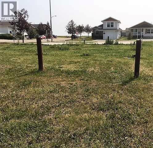 7 Cherry Lane SE — photo 2