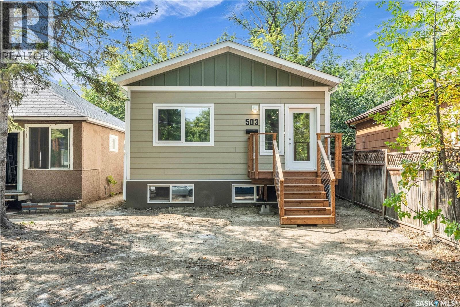 320 25th STREET W