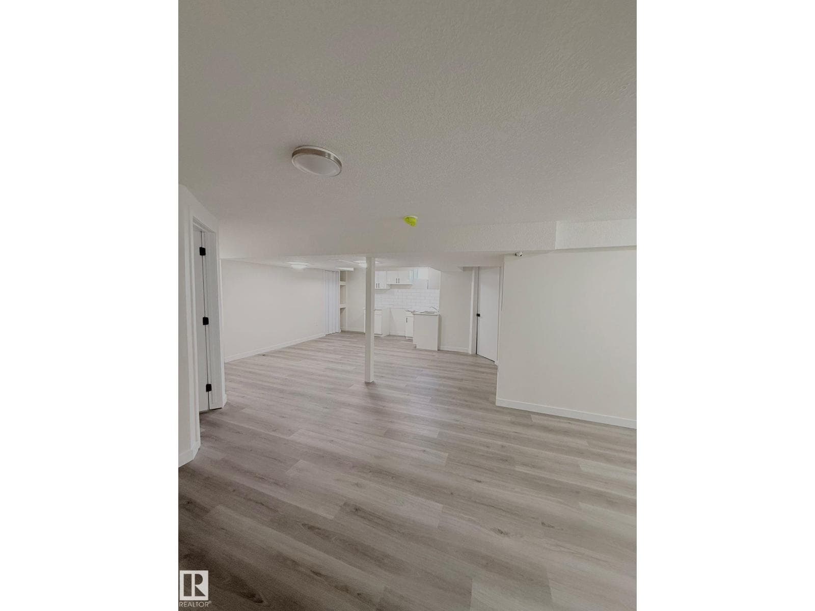 11628 151 AV NW NW — photo 4