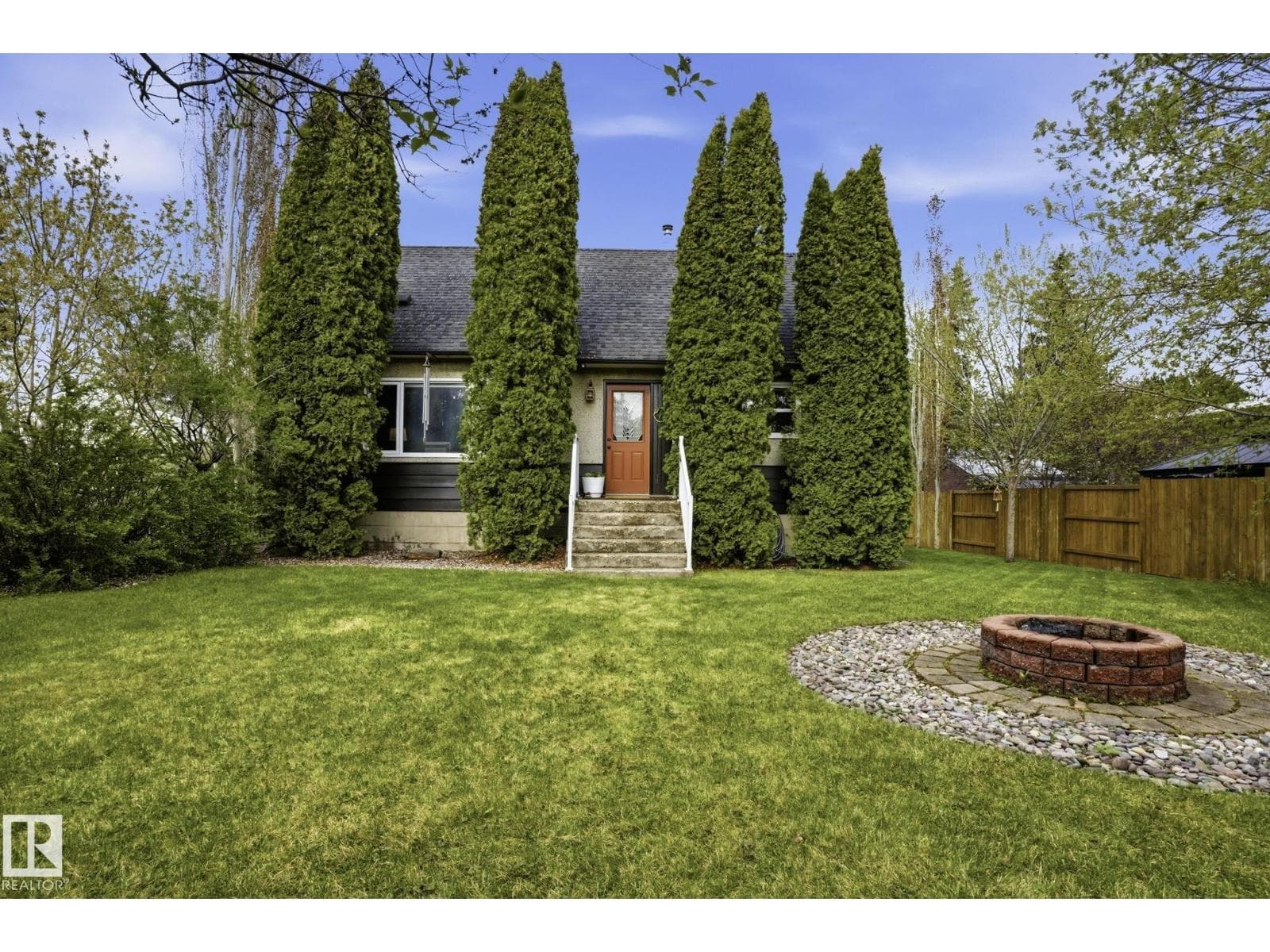 4 Langley Dr
