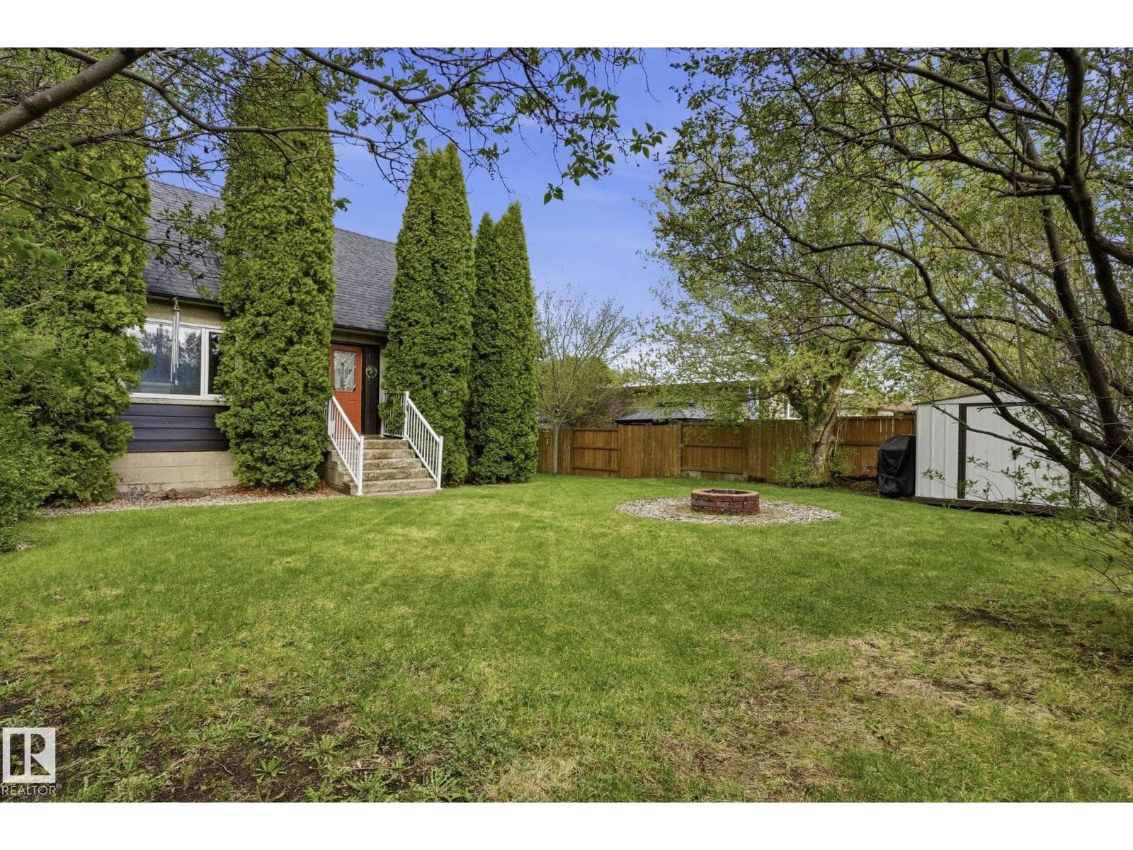 4 Langley Dr — photo 2