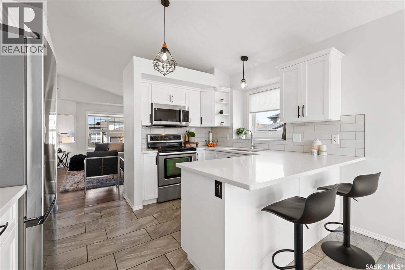 147 Blackstock COVE — photo 5