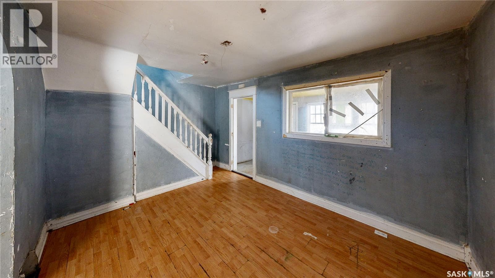 1943 Montreal STREET — photo 5