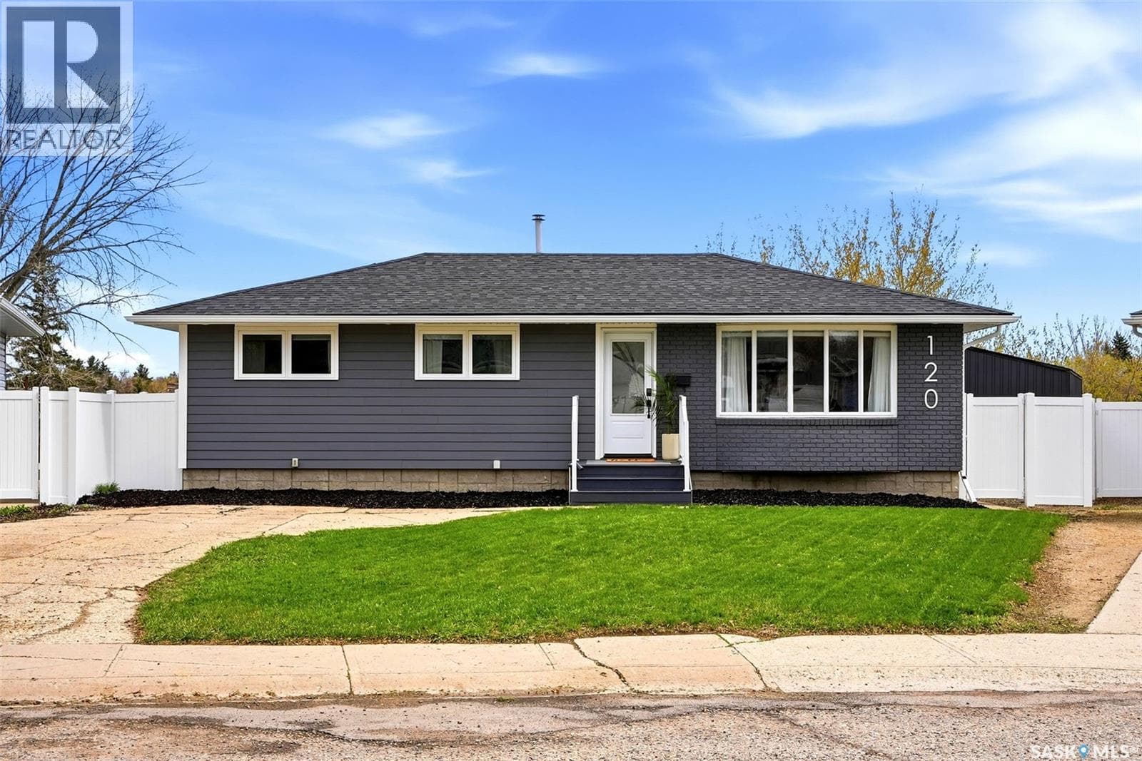 120 Eden AVENUE — photo 2