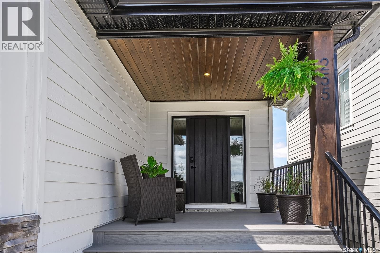 255 Greyeyes-Steele WAY — photo 5