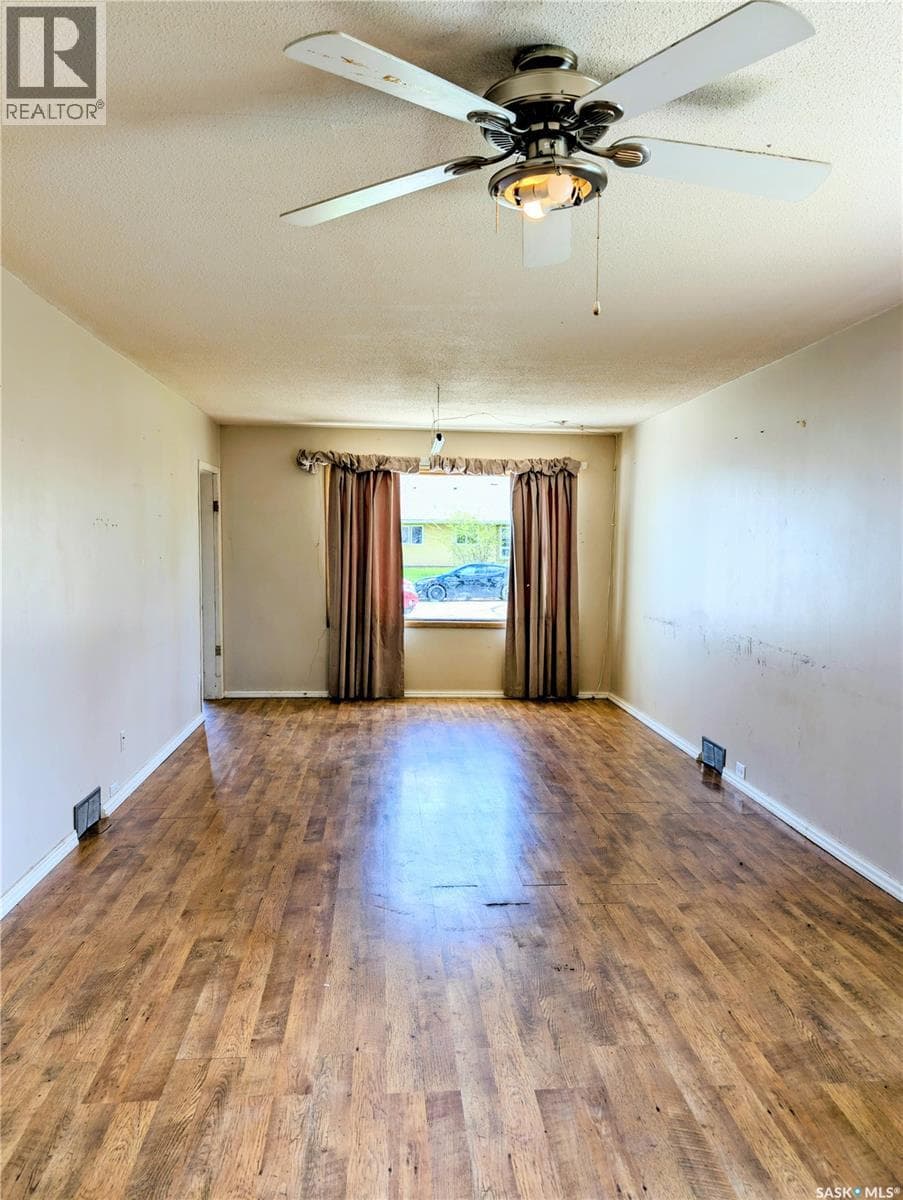 4366 PRICE AVENUE — photo 3