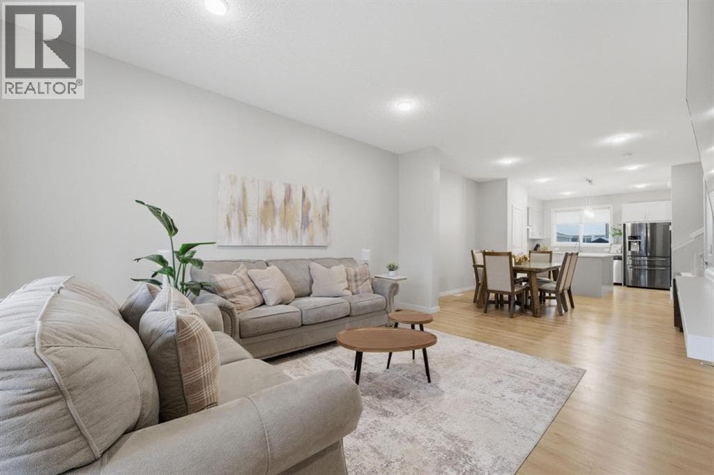 34 Lavender Manor SE — photo 3