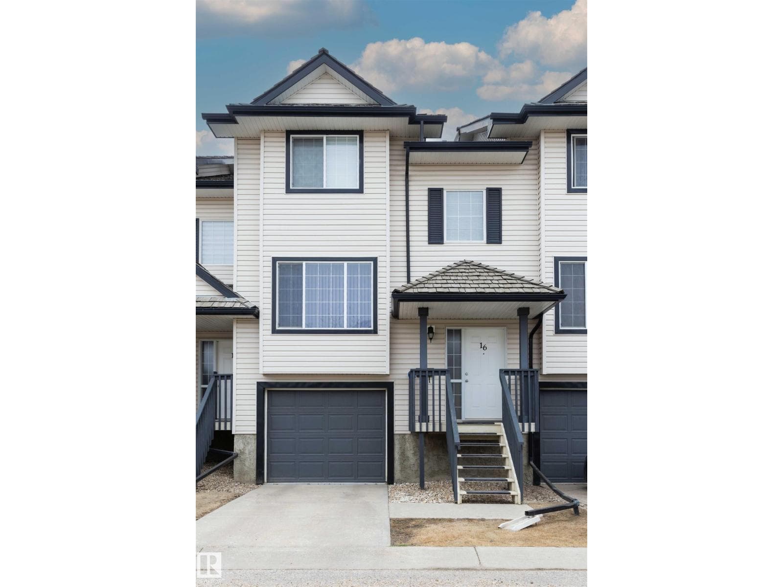 #16 225 BLACKBURN DR SW