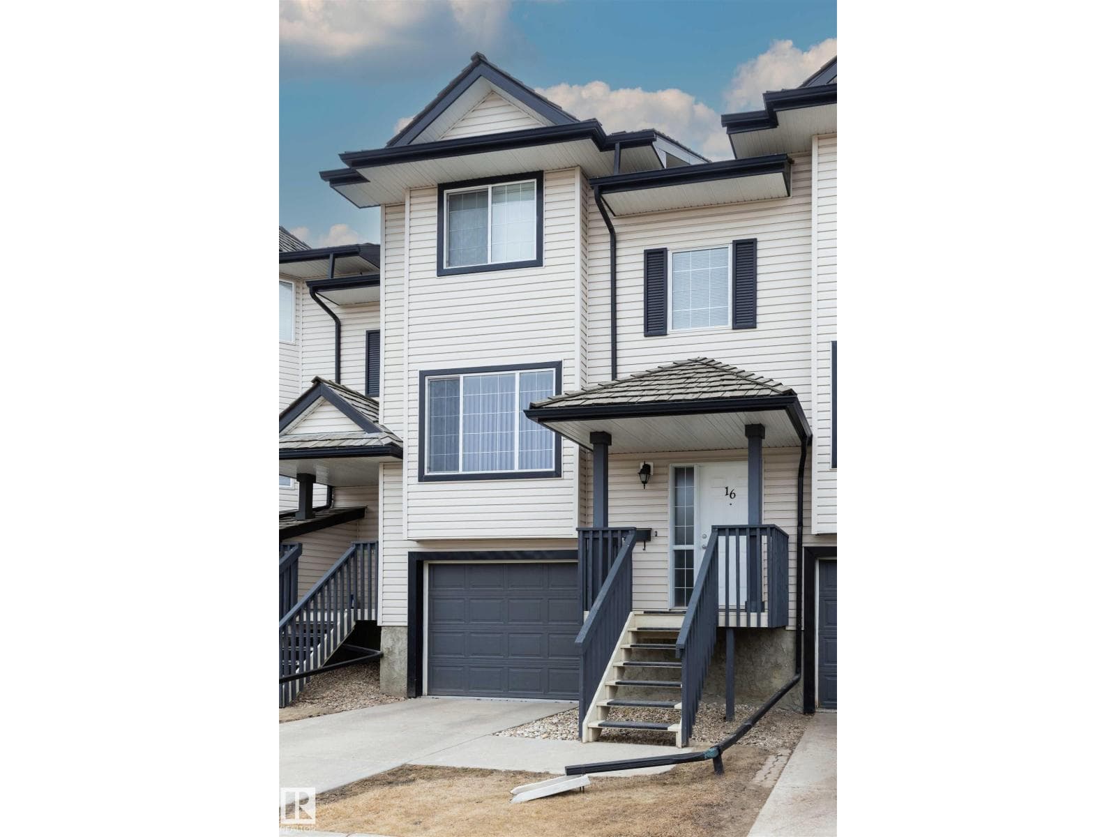 #16 225 BLACKBURN DR SW — photo 2