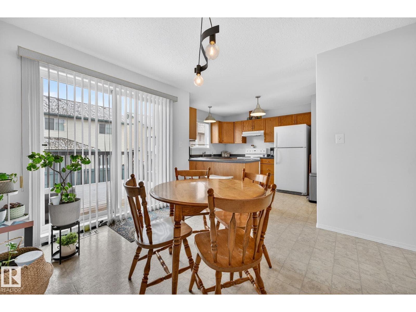 #16 225 BLACKBURN DR SW — photo 5