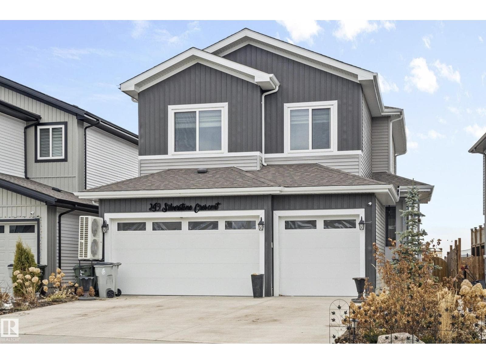 249 SILVERSTONE CR