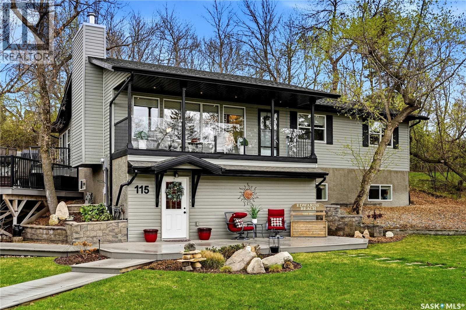 115 Cedar CRESCENT