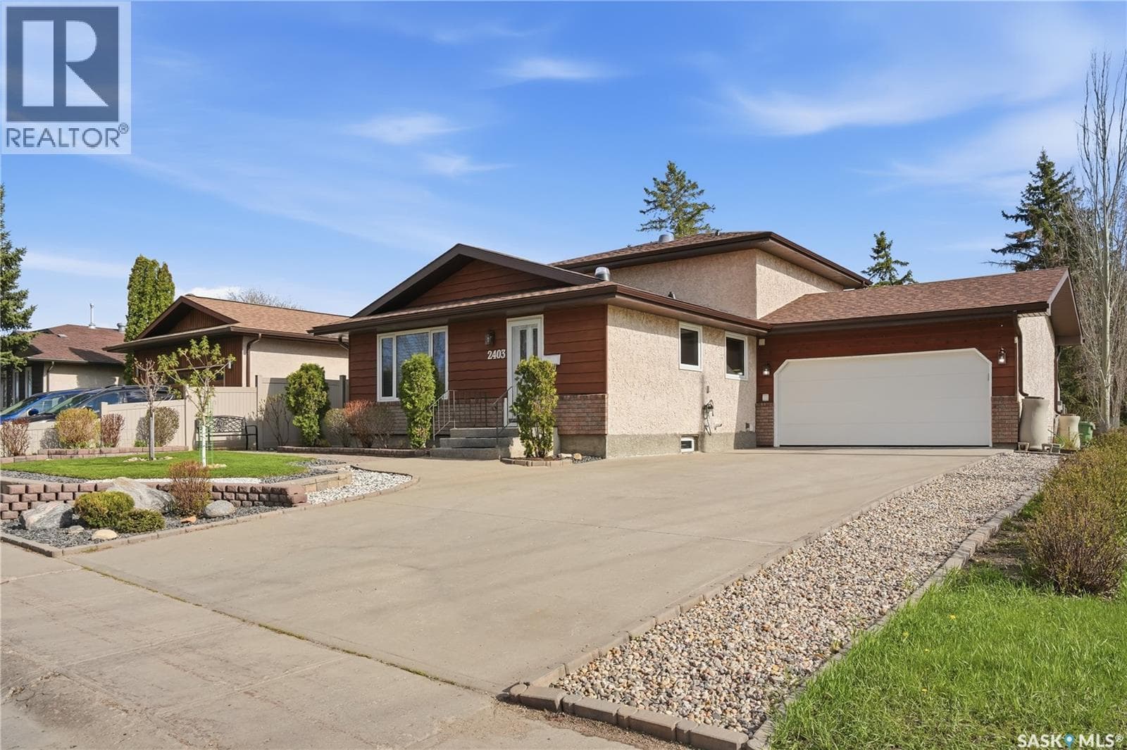 2403 Truesdale DRIVE — photo 2