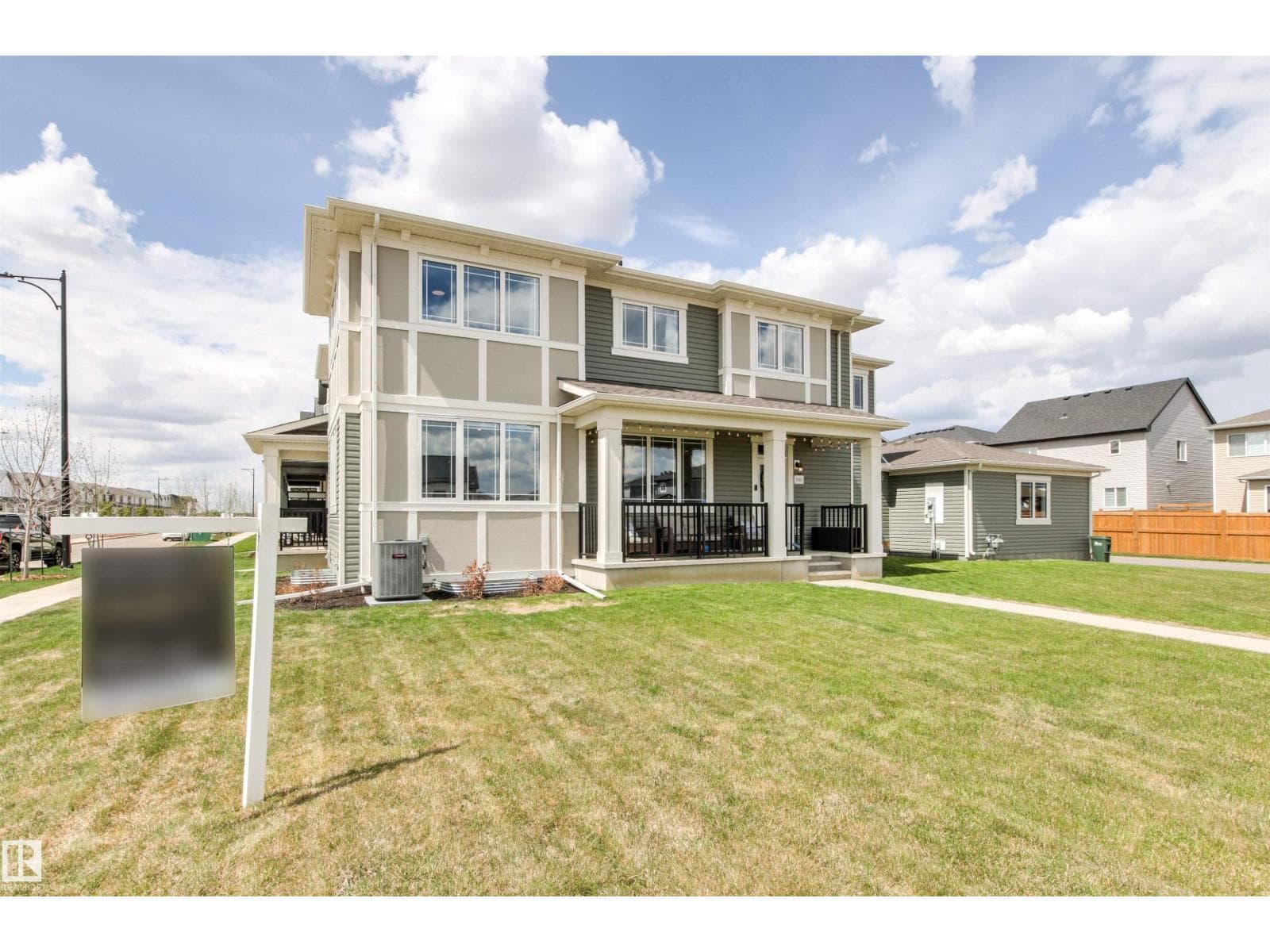1010 HEARTHSTONE BV — photo 4