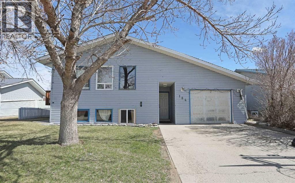 184 Upland Boulevard W — photo 3