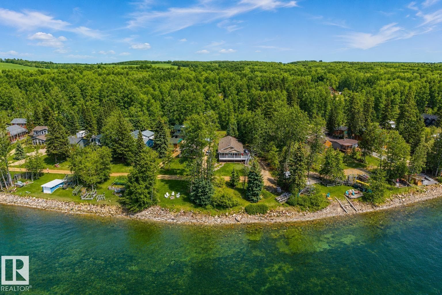 77 Lakeshore DR
