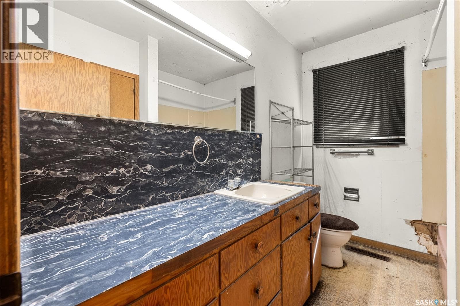 137 Garnet STREET — photo 4
