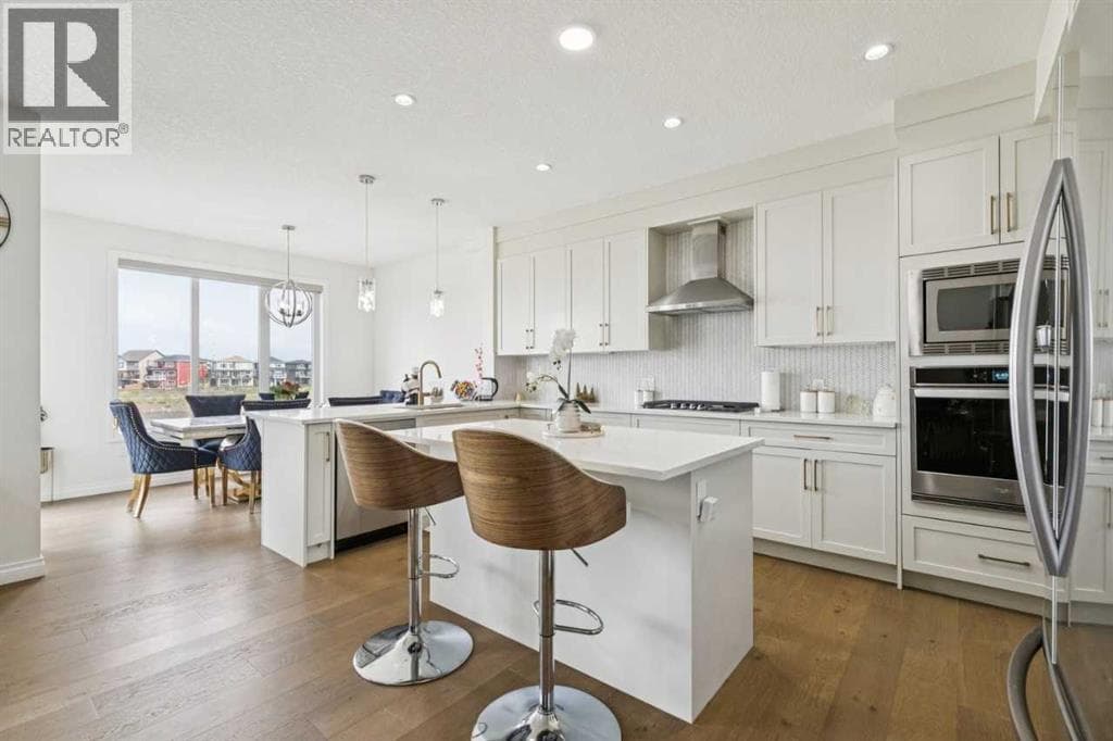 375 Corner Meadows Avenue NE photo 12
