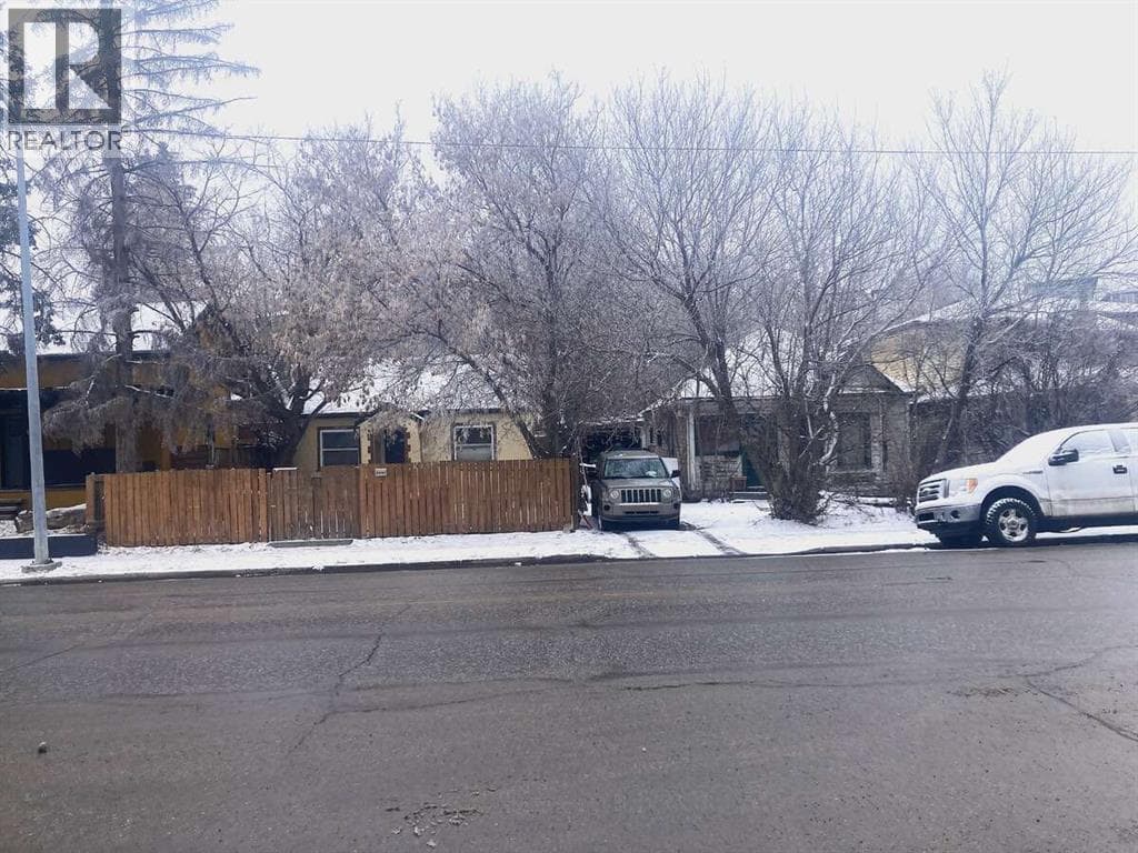 1123 8 Street SE — photo 2
