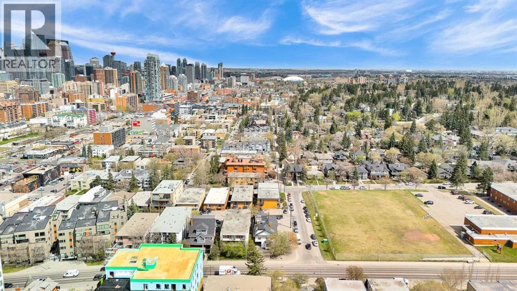 1850 14 Street SW — photo 4